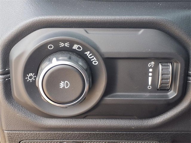 New 2025 Jeep Wrangler Sahara image 22