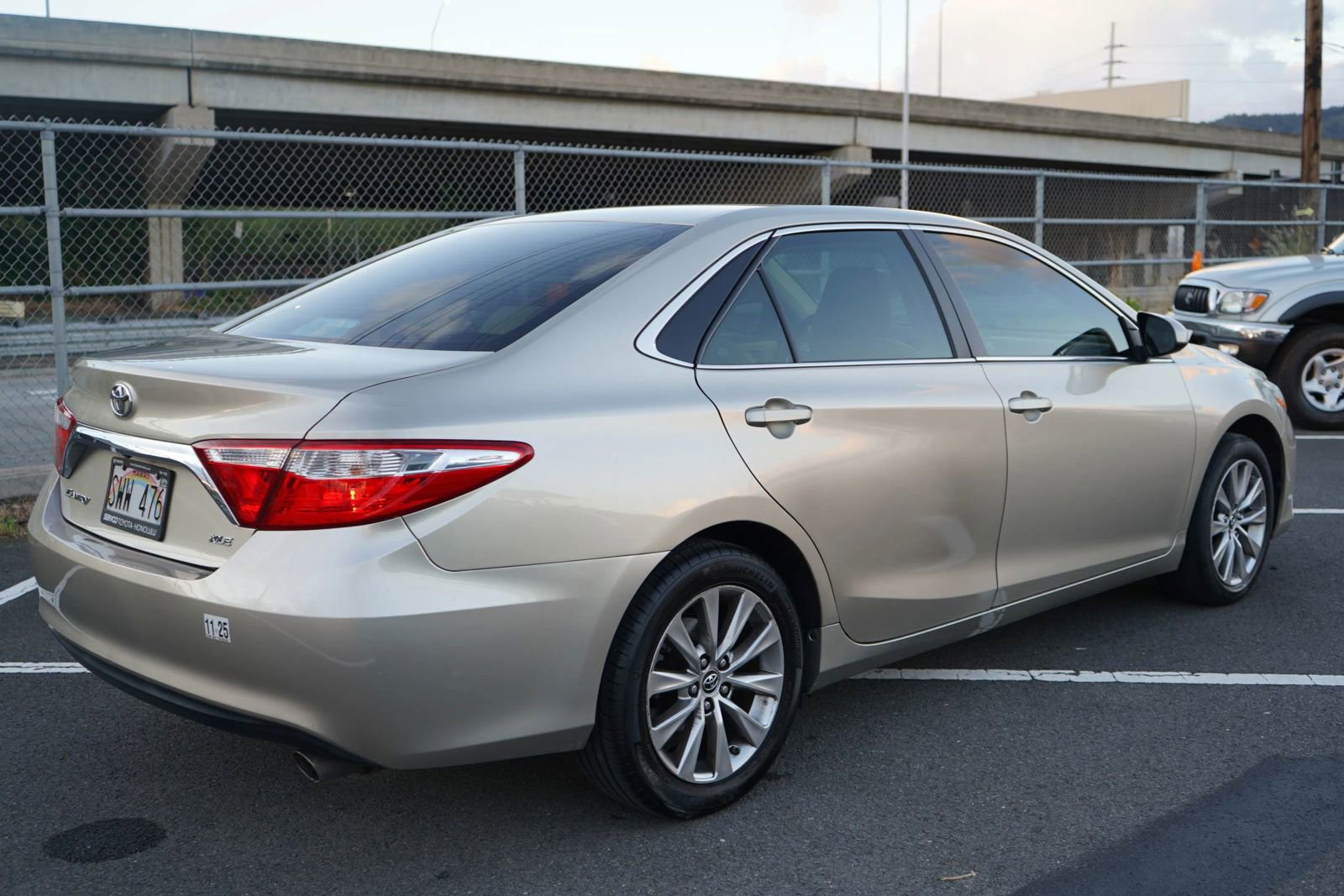 Used 2016 Toyota Camry XLE image 25