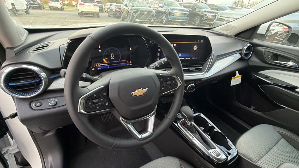 New 2026 Chevrolet Trax LT w/ Driver Confidence Package image 17