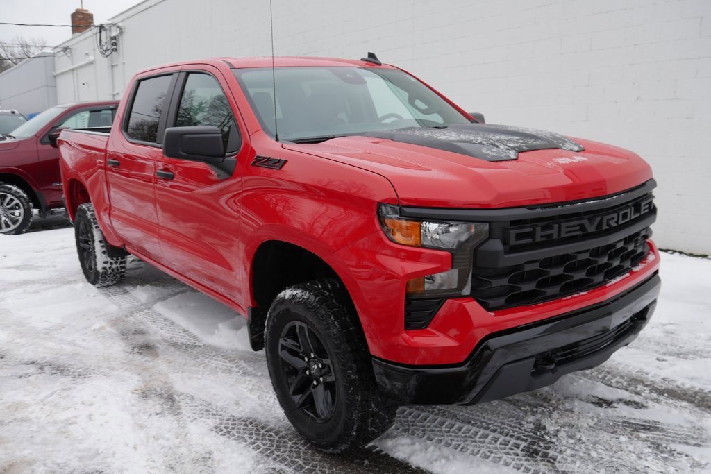 New 2026 Chevrolet Silverado 1500 Custom Trail Boss w/ Dark Appearance Package image 2