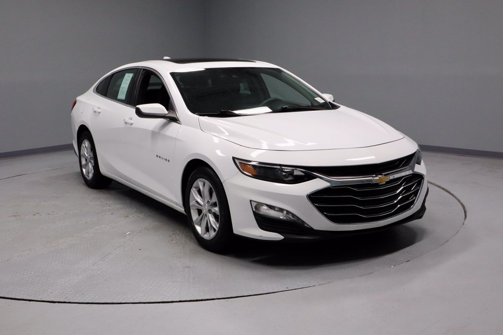 Used 2024 Chevrolet Malibu LT FWD image 1