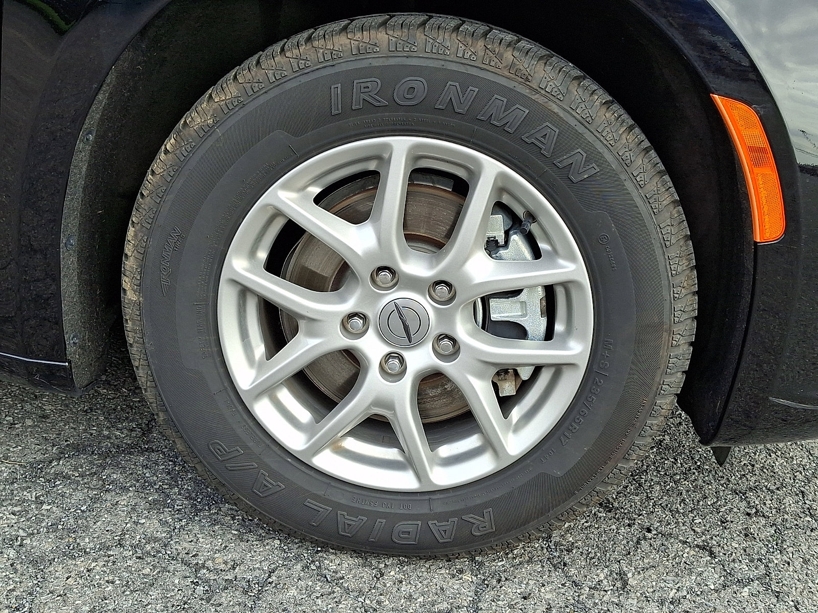 Used 2025 Chrysler Pacifica Select image 8