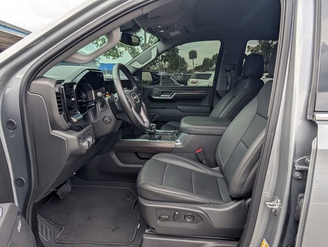 Certified 2025 GMC Sierra 1500 SLT w/ SLT Convenience Package image 4