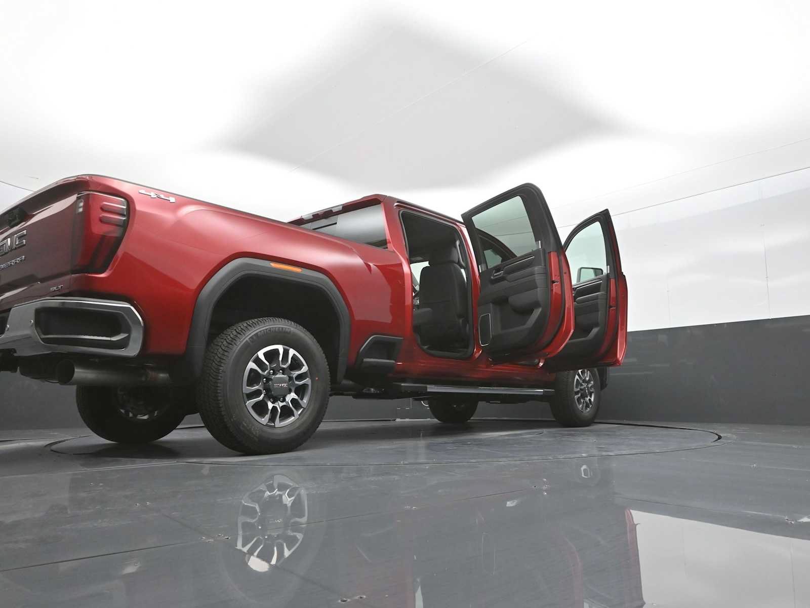 New 2026 GMC Sierra 2500 SLT w/ SLT Premium Package AWD/4WD image 43