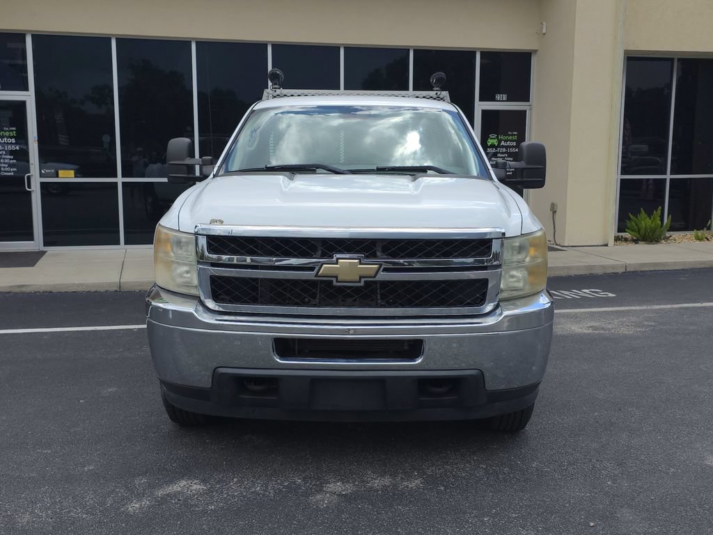 Used 2011 Chevrolet Silverado 2500 W/T RWD image 2