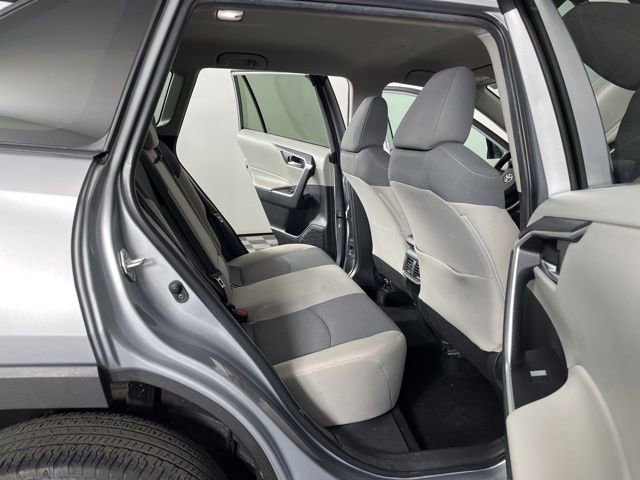 Used 2022 Toyota RAV4 XLE image 47