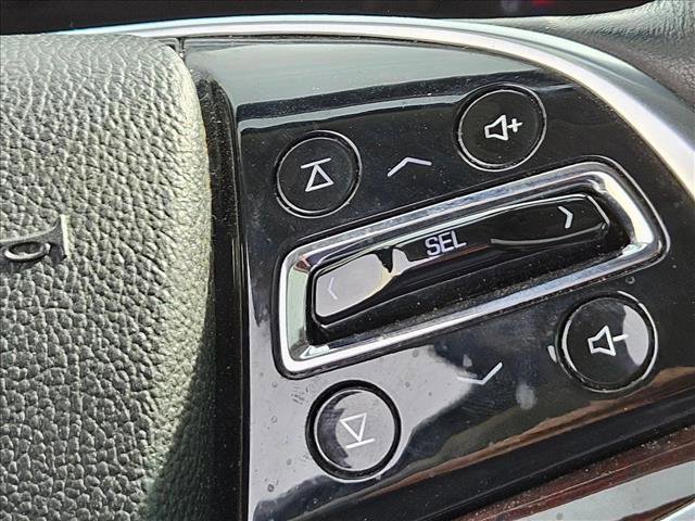 Used 2016 Cadillac SRX Luxury w/ Driver Awareness Package image 11