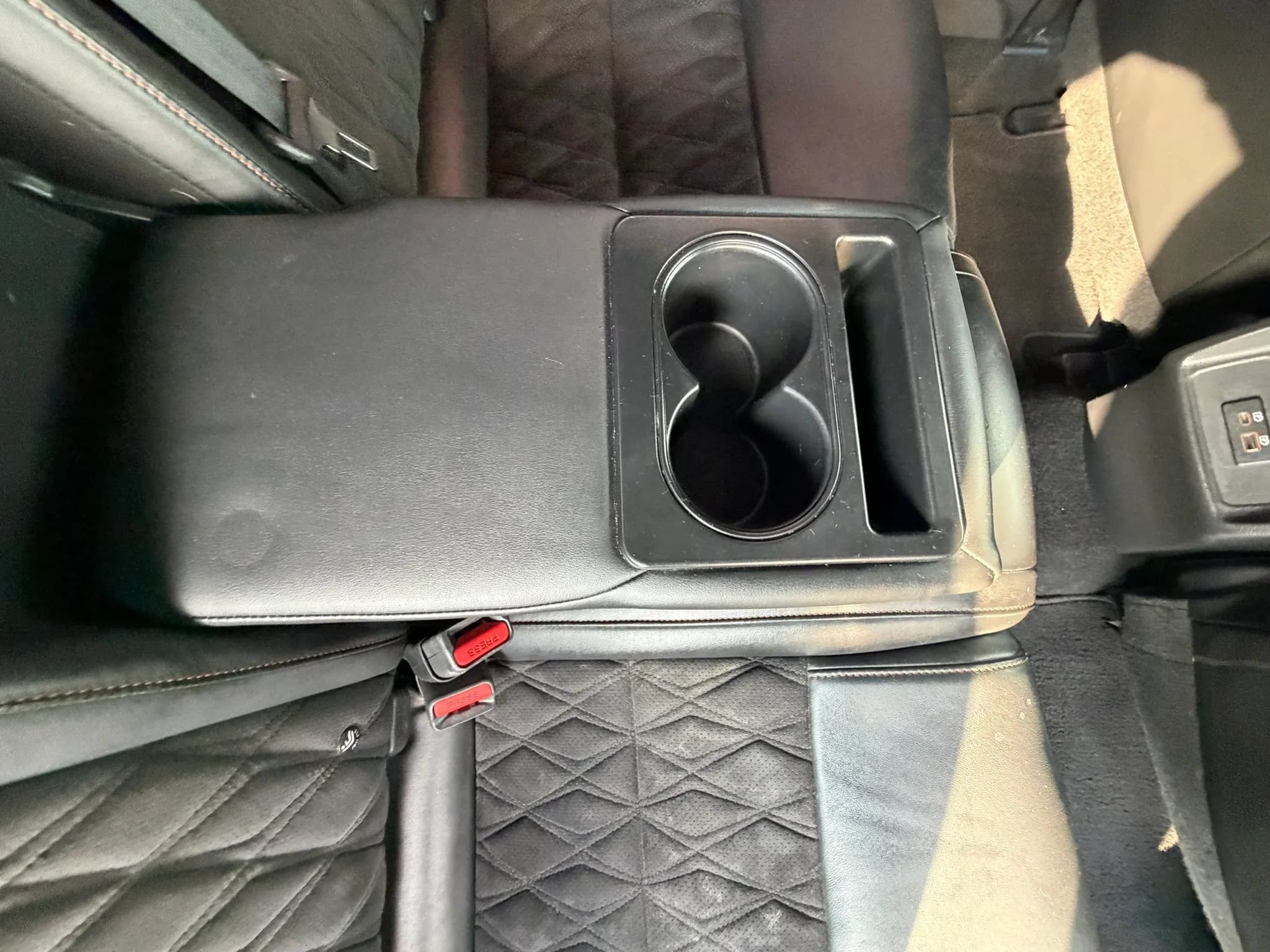 Used 2020 Nissan Maxima SR w/ Sport Mat Group FWD image 34