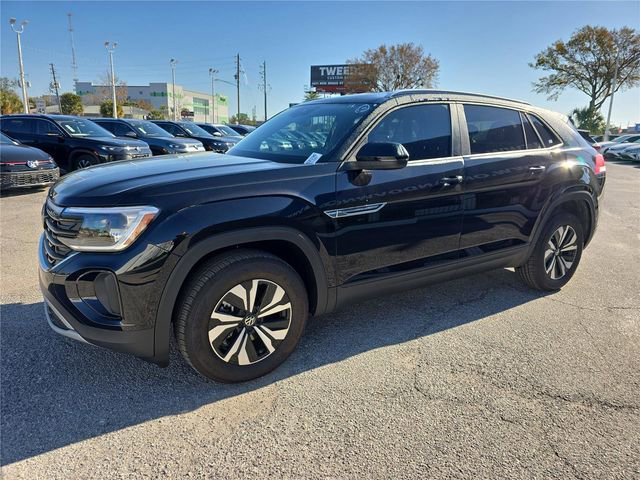 New 2026 Volkswagen Atlas Cross Sport SE image 7