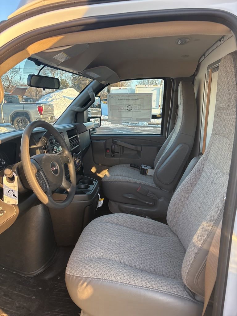 New 2025 GMC Savana 3500 w/ Power Convenience Package image 39