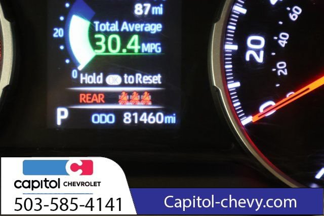 Used 2020 Toyota RAV4 XLE w/ Carpet Mat Package AWD/4WD image 16