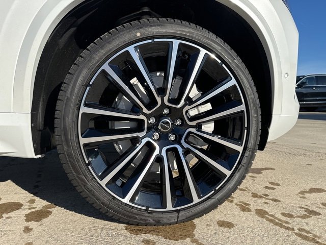 New 2026 Volvo XC90 B6 Plus image 9
