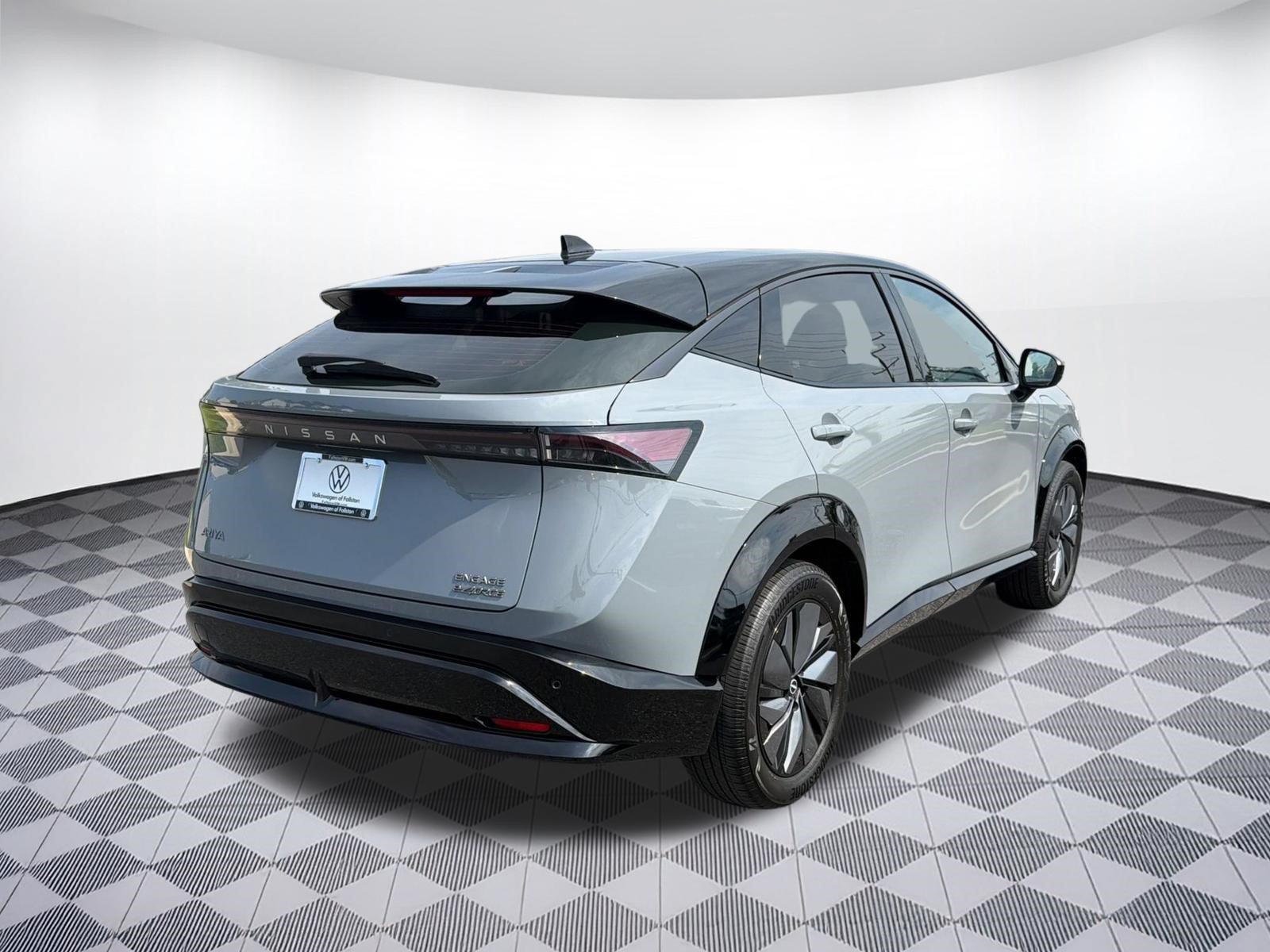 Used 2023 Nissan Ariya AWD image 9