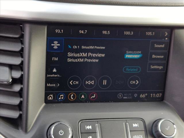 Used 2023 GMC Acadia SLT image 19