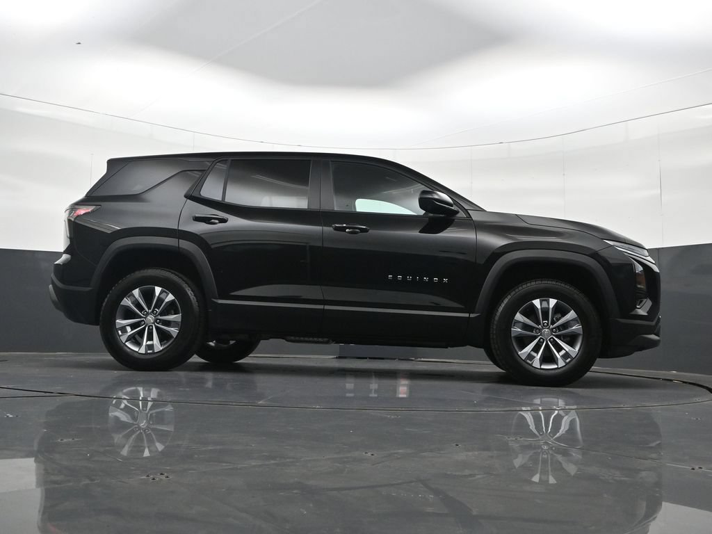 Certified 2026 Chevrolet Equinox LT w/ Safety and Technology Package AWD/4WD image 34