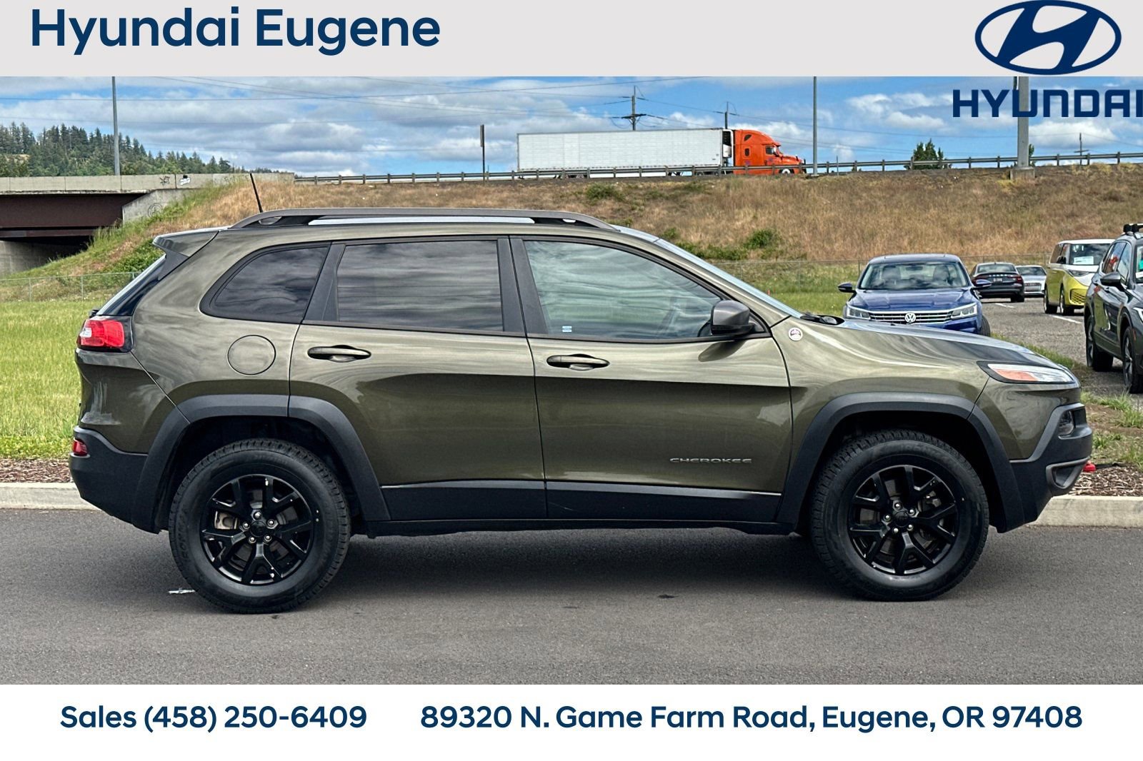 Used 2016 Jeep Cherokee Trailhawk w/ Leather Interior Group AWD/4WD video 2