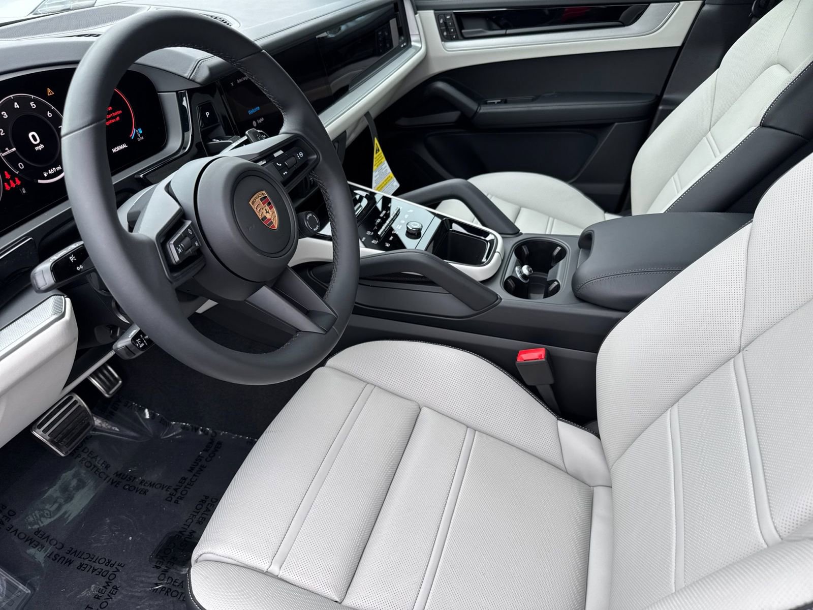 New 2026 Porsche Cayenne S image 4