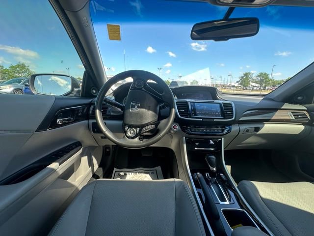 Used 2016 Honda Accord EX-L image 16