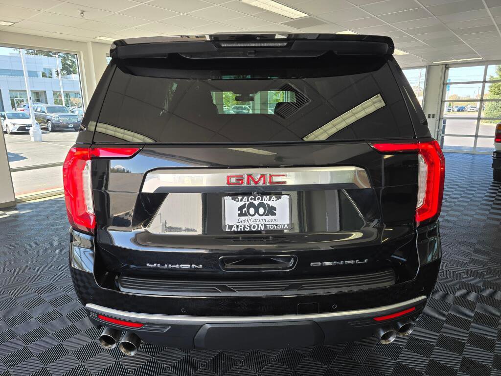 Used 2022 GMC Yukon Denali AWD/4WD image 4