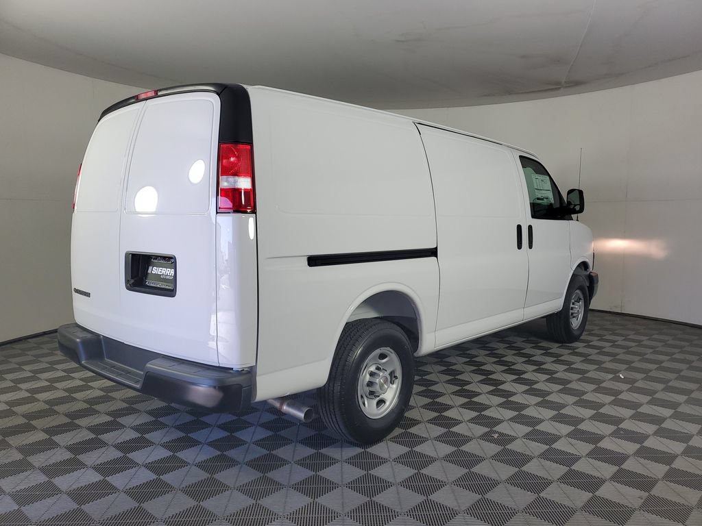 New 2026 Chevrolet Express 2500 w/ Driver Convenience Package RWD image 4