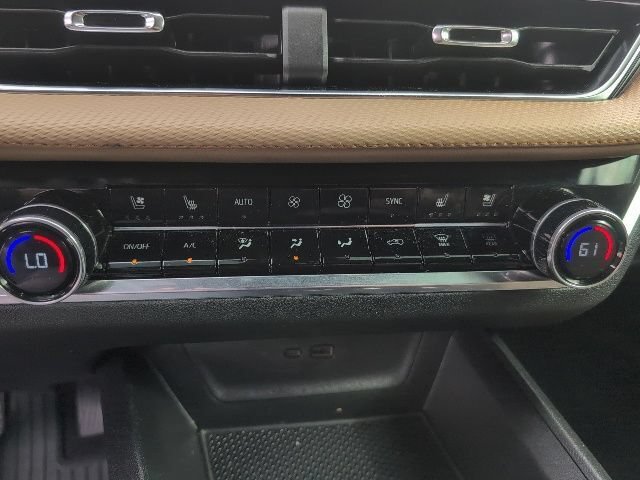 Used 2026 Chevrolet Equinox ACTIV w/ Convenience Package III AWD/4WD image 21