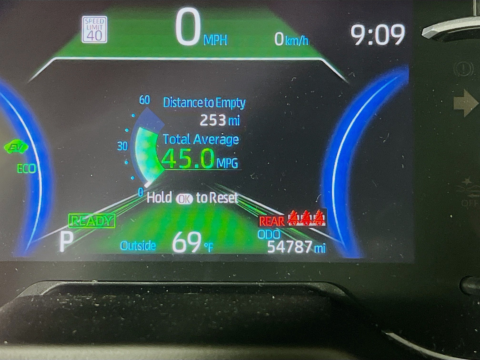 Used 2023 Toyota RAV4 LE AWD/4WD image 13