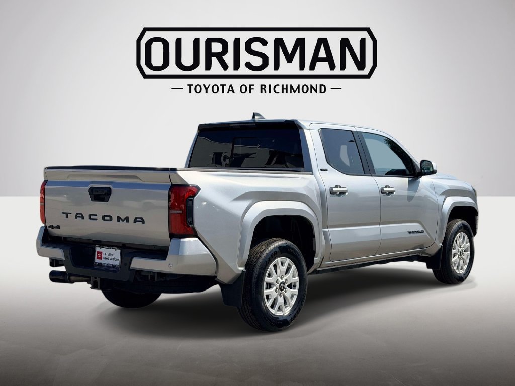 Used 2024 Toyota Tacoma SR5 AWD/4WD image 20