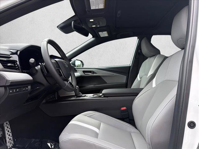 New 2026 Toyota Camry SE FWD image 11
