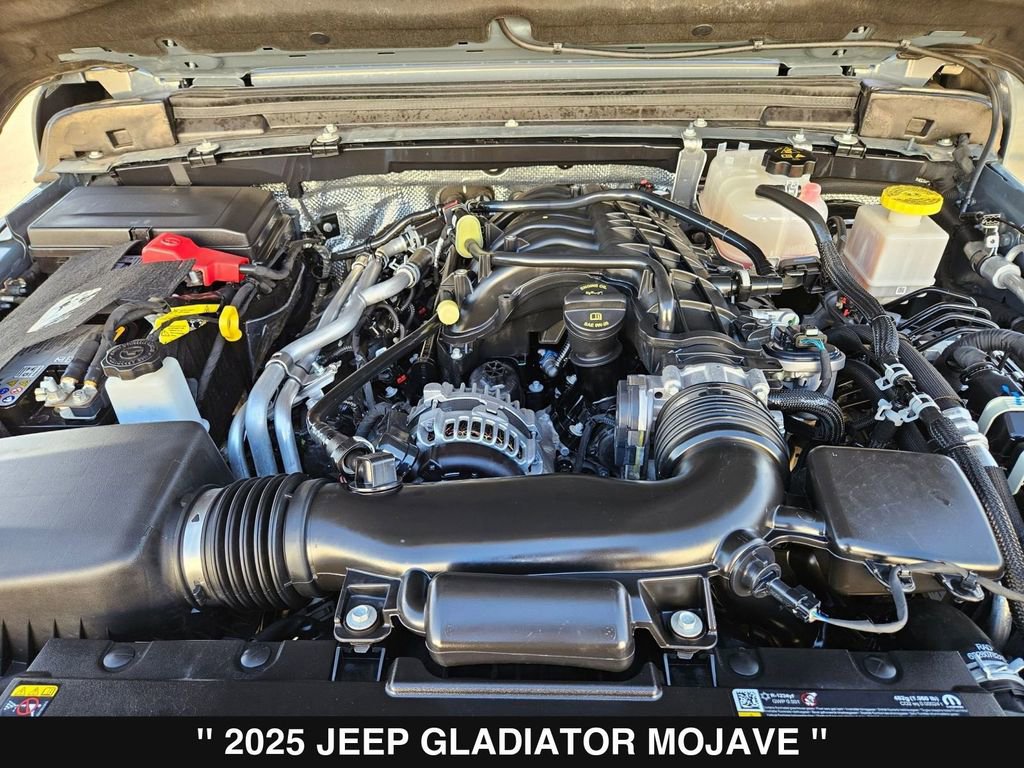 Used 2025 Jeep Gladiator Mojave w/ Convenience Group image 37