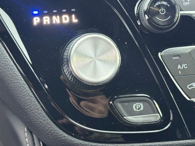 New 2026 Chrysler Pacifica Limited w/ S Appearance Package image 21