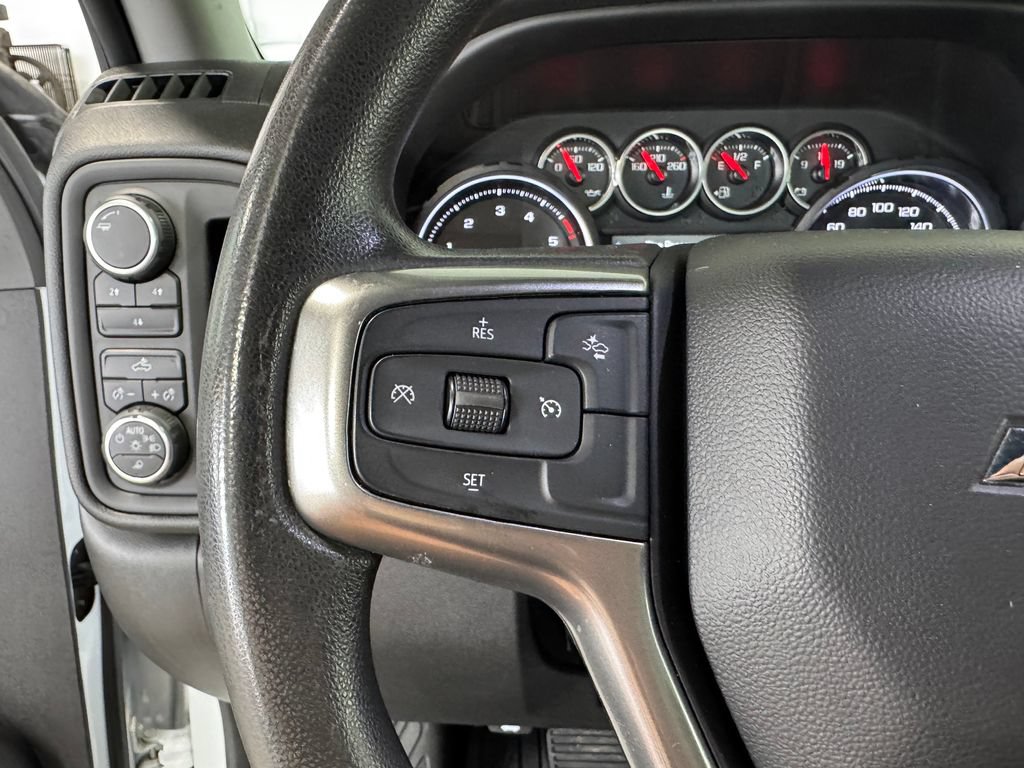 Used 2022 Chevrolet Silverado 2500 Custom w/ Custom Value Package AWD/4WD image 16