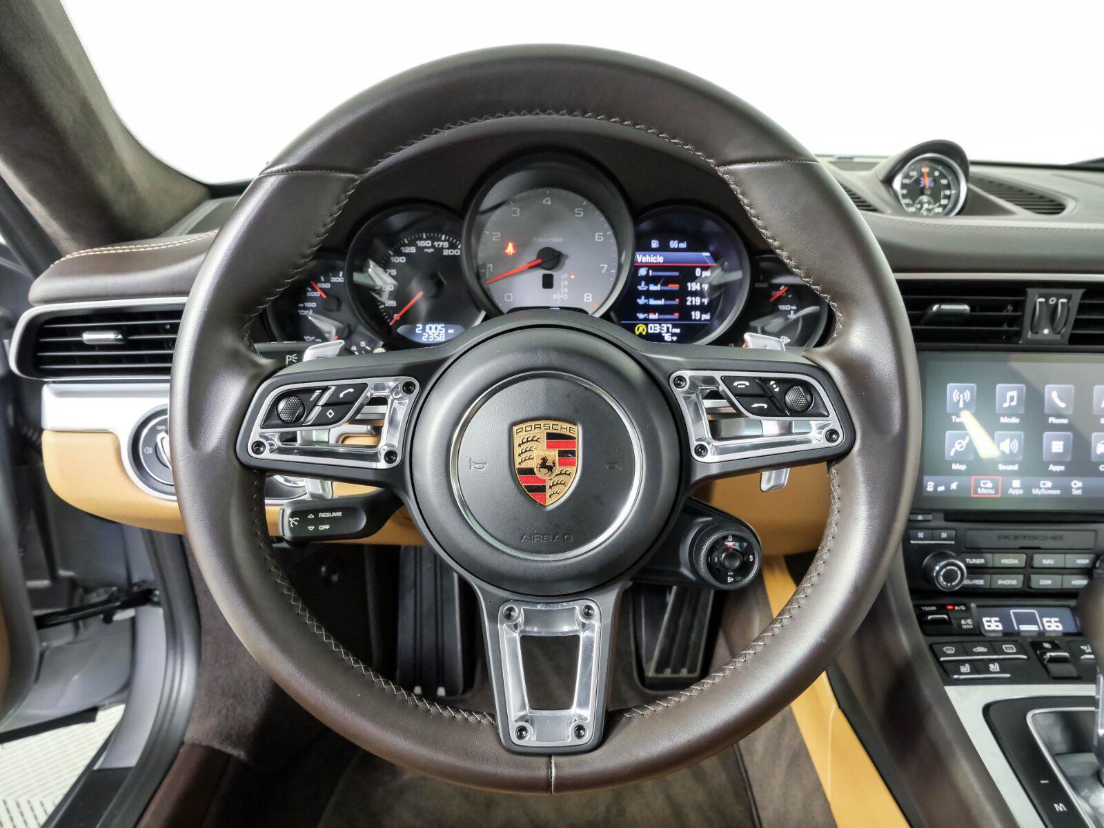 Used 2018 Porsche 911 Carrera S RWD image 9