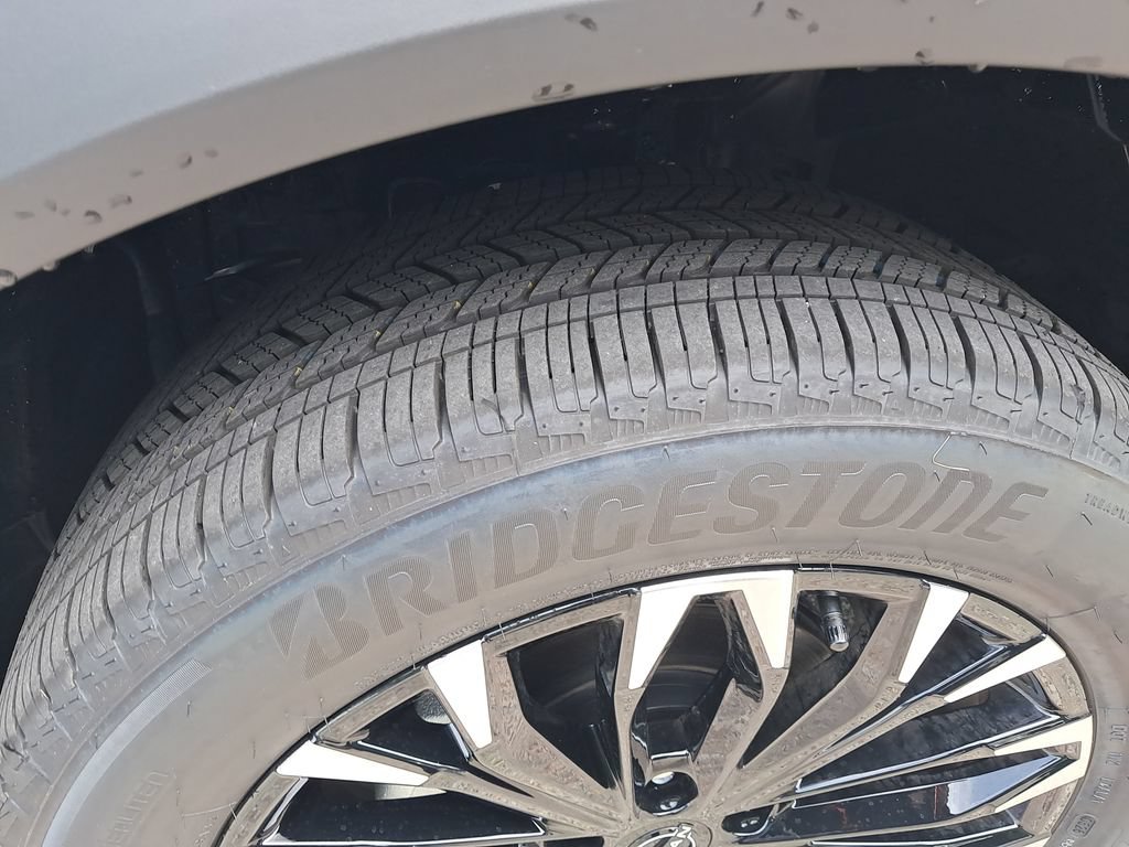 New 2026 Nissan Rogue Dark Armor AWD/4WD image 29