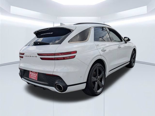 Used 2022 Genesis GV70 3.5T Sport w/ Sport Prestige Package AWD/4WD image 4