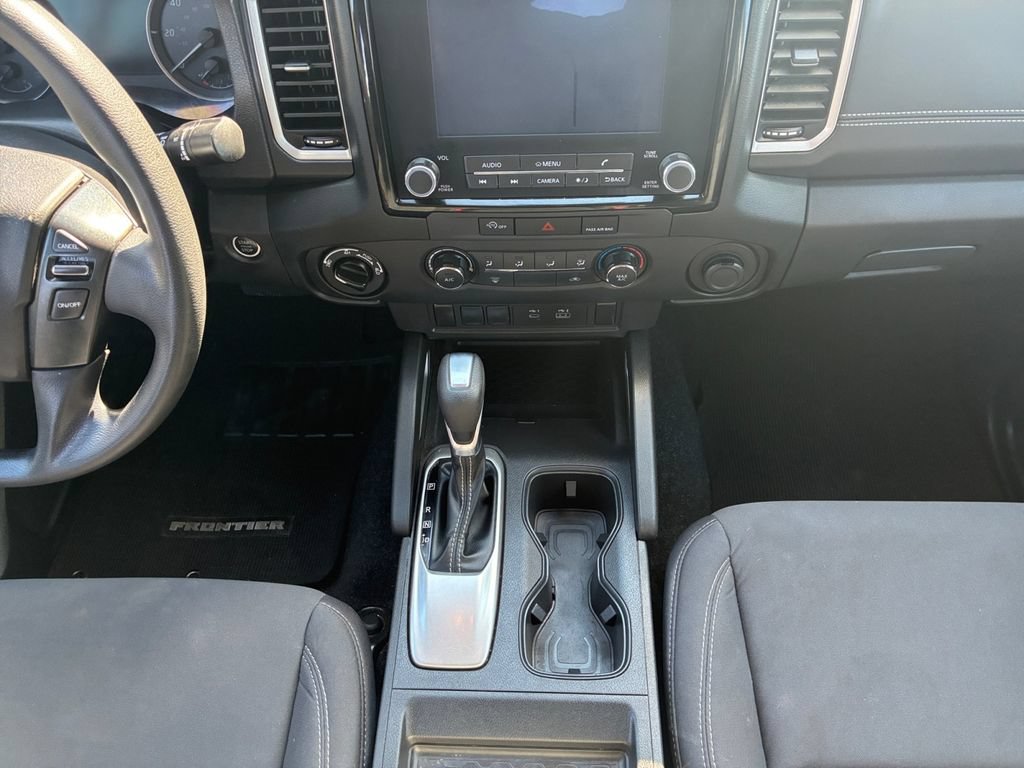 Used 2024 Nissan Frontier SV AWD/4WD image 15