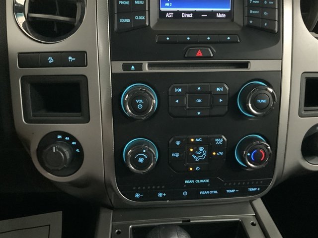 Used 2017 Ford Expedition XLT AWD/4WD image 28