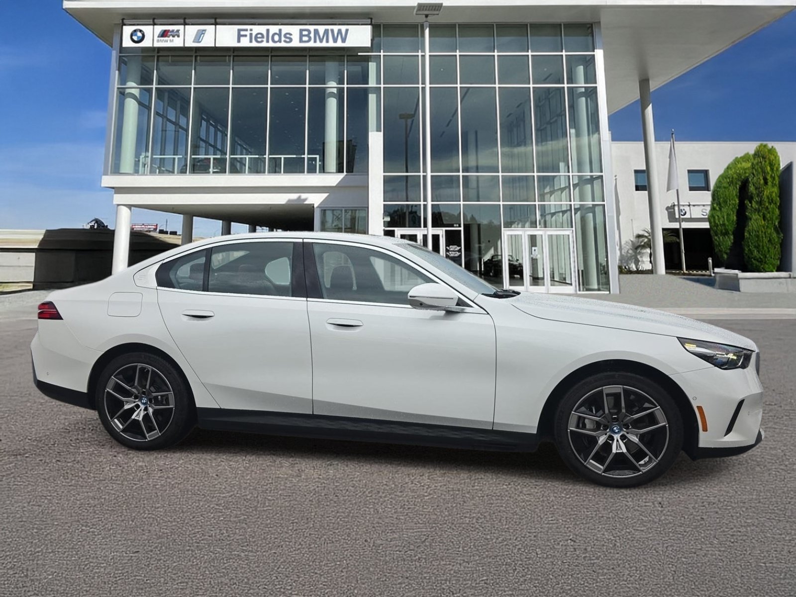 Used 2024 BMW i5 eDrive40i w/ Premium Package