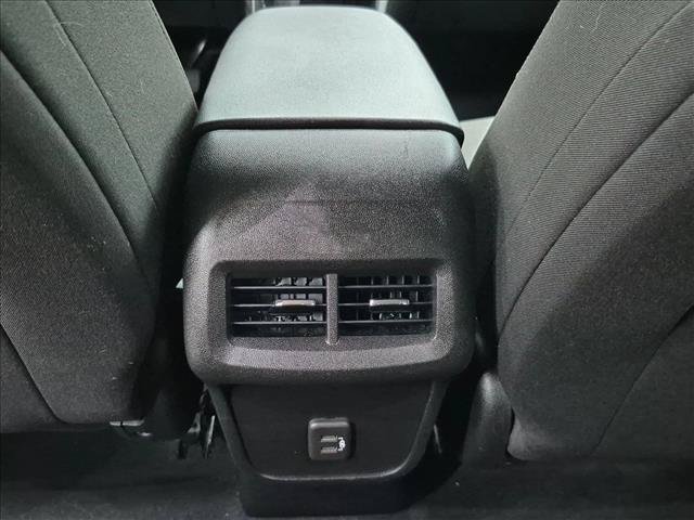 Used 2020 Chevrolet Equinox LT FWD image 16