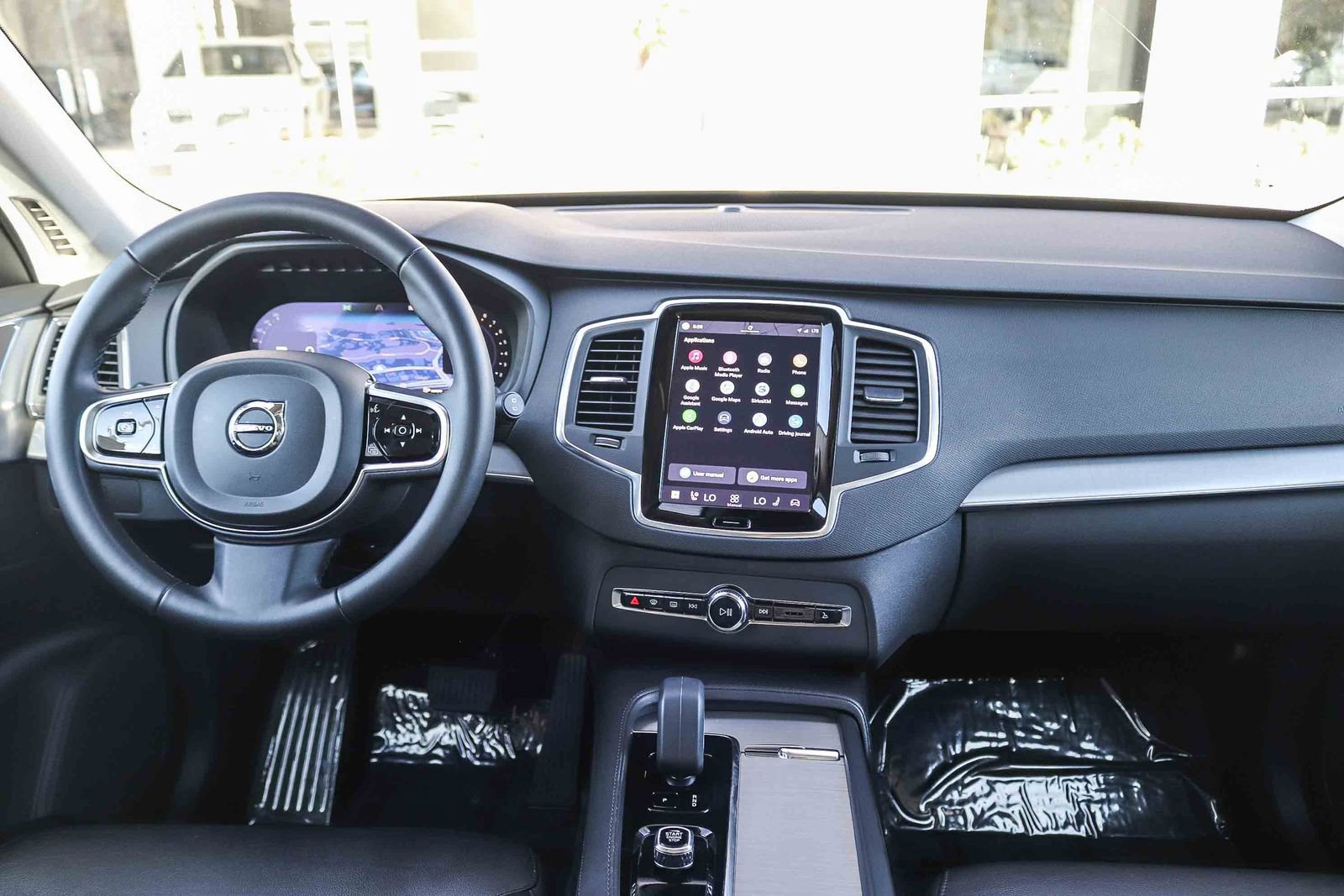 Used 2023 Volvo XC90 B5 Core w/ Climate Package AWD/4WD image 14