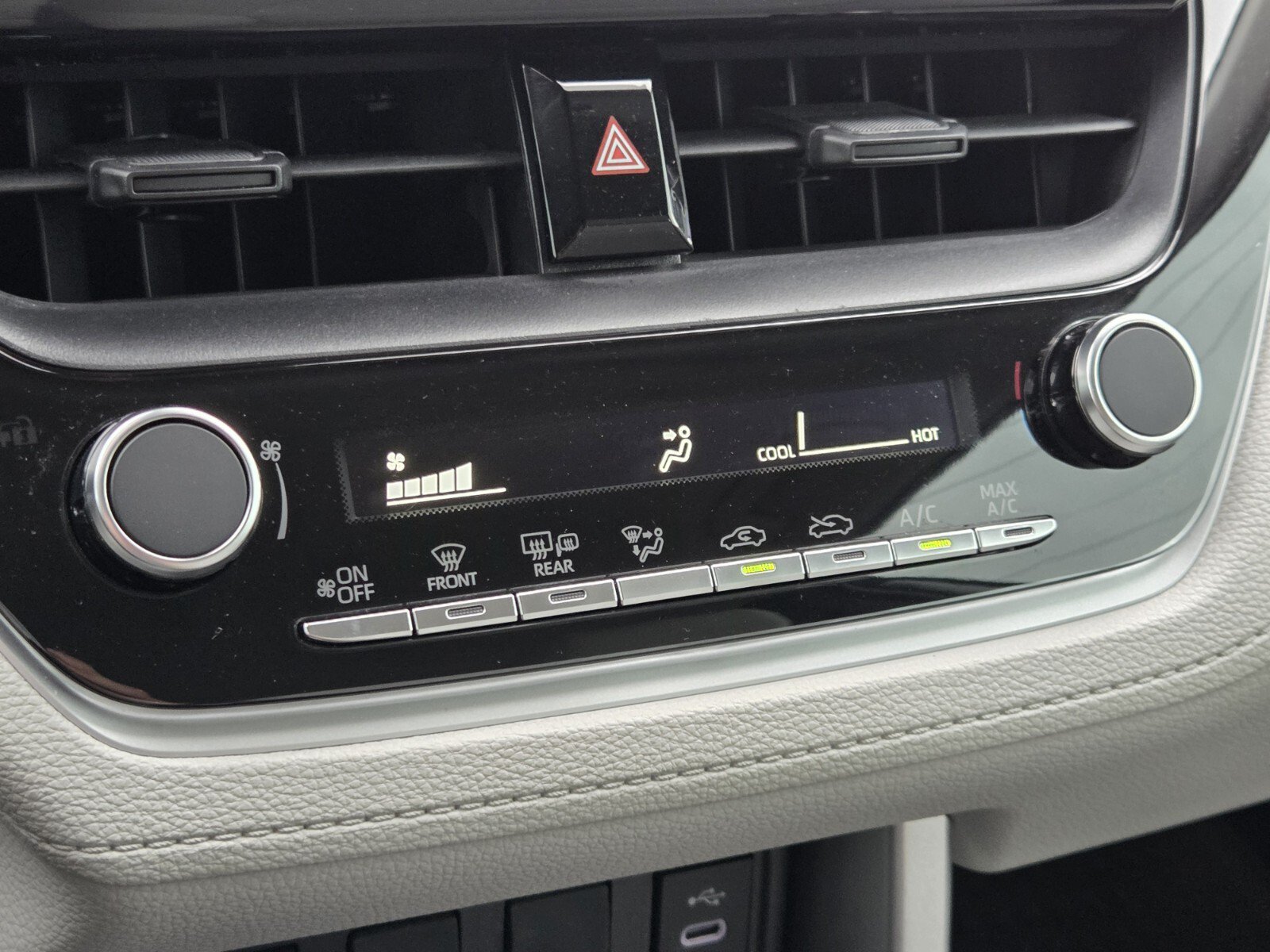 Certified 2023 Toyota Corolla Cross L FWD image 17