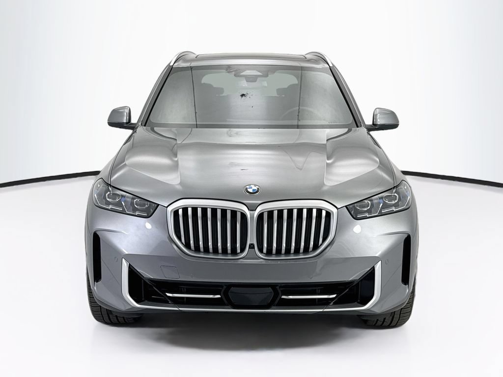Used 2026 BMW X5 sDrive40i w/ Parking Assistance Package RWD image 2