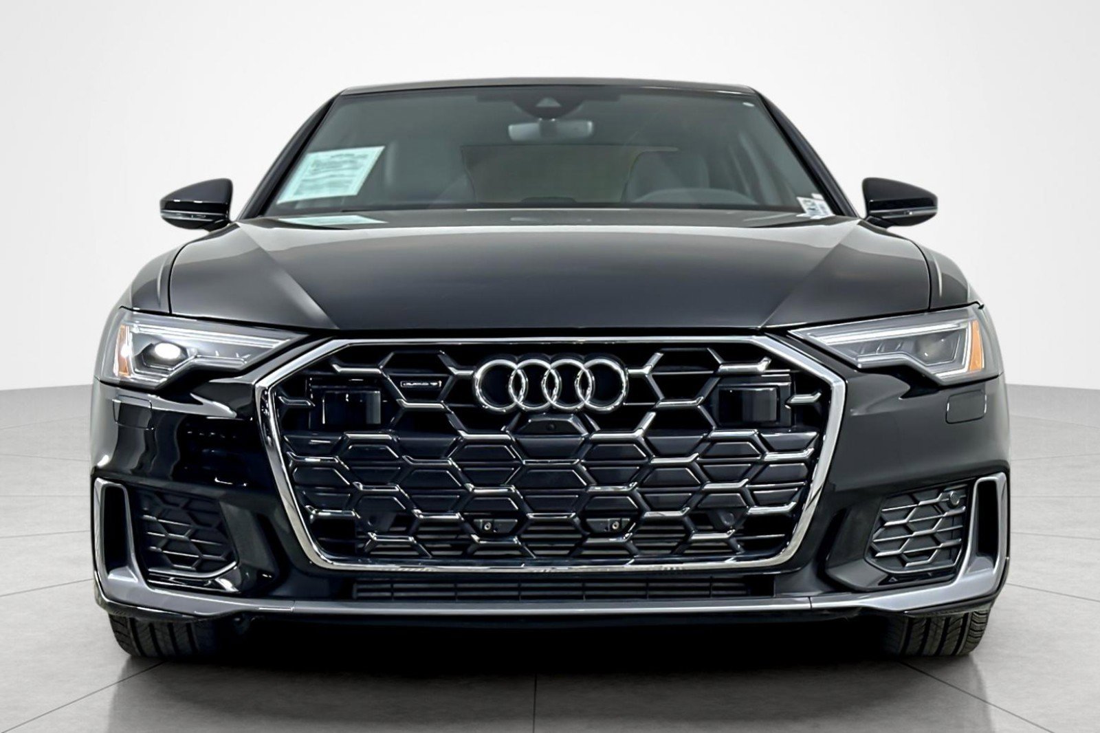 Used 2025 Audi A6 3.0T Premium image 8