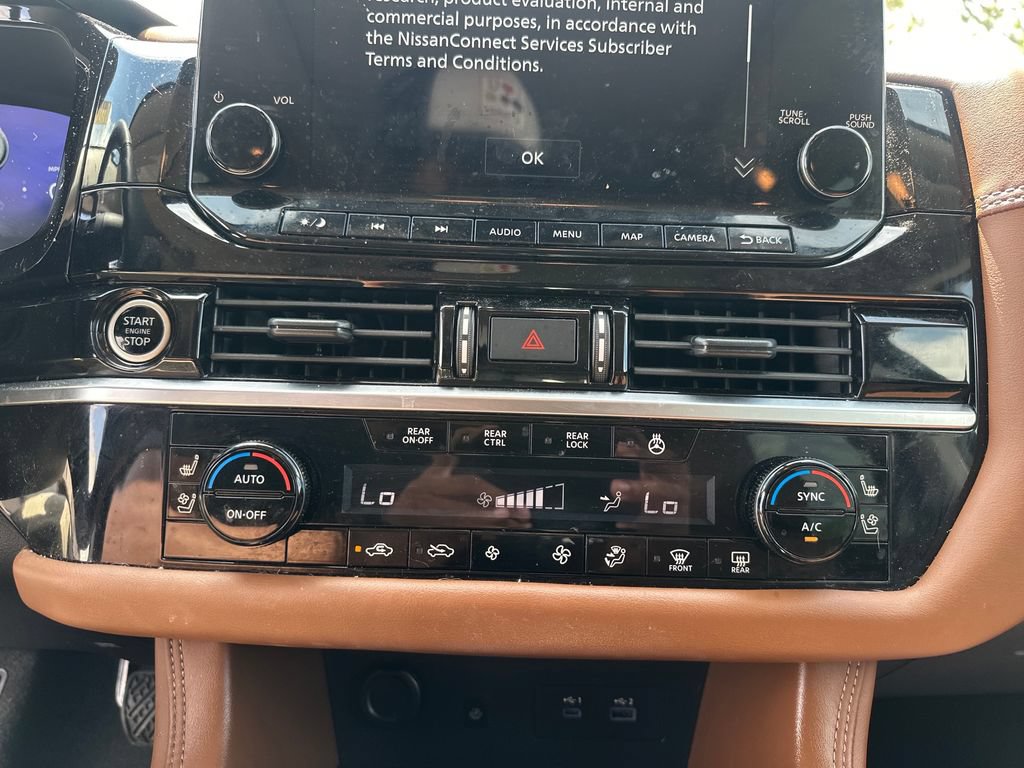 Used 2024 Nissan Pathfinder Platinum FWD image 50