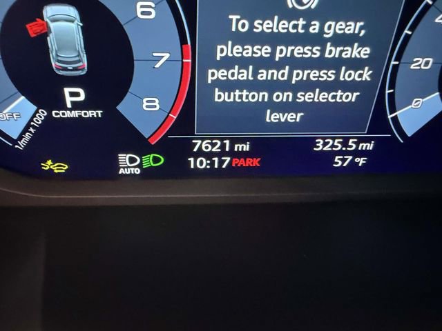 Certified 2025 Audi Q3 2.0T Premium Plus w/ Premium Plus Package image 20