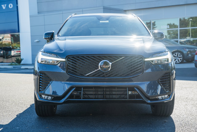 New 2027 Volvo XC60 B5 Plus AWD/4WD image 2