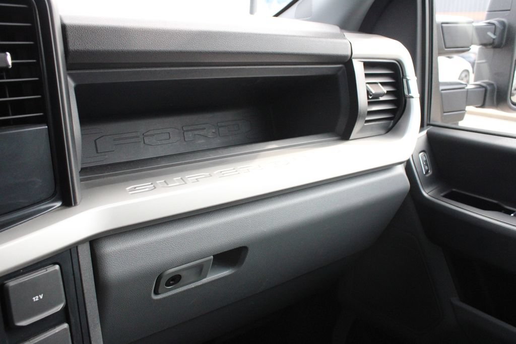 Used 2023 Ford F350 XL w/ STX Appearance Package AWD/4WD image 18
