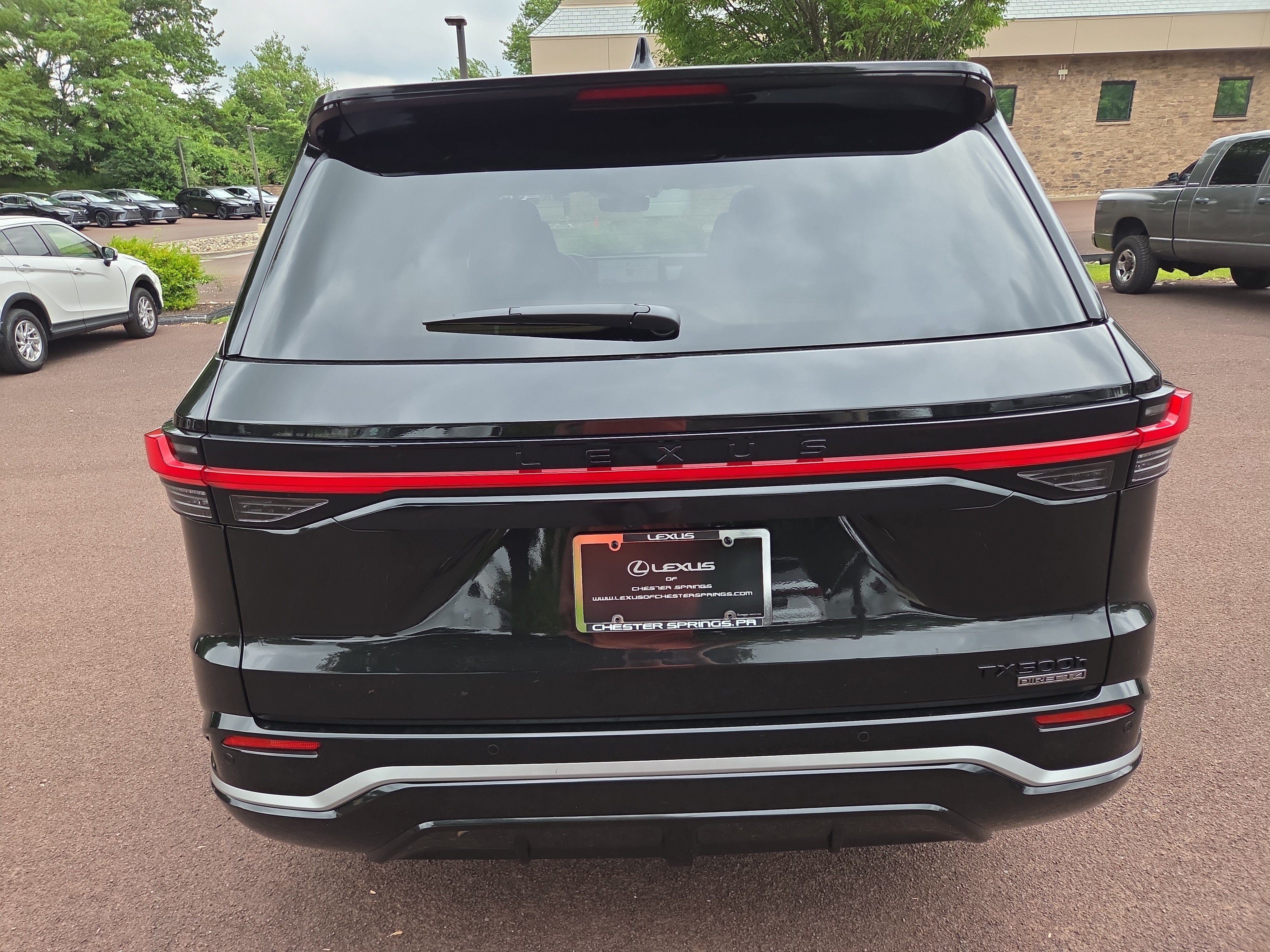New 2026 Lexus TX 500h AWD image 3