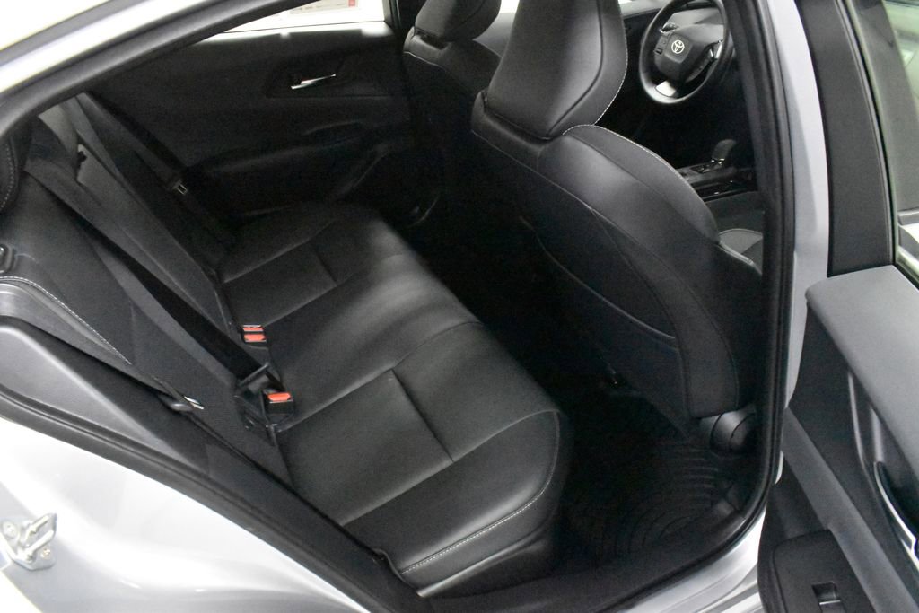 Used 2024 Toyota Prius XLE image 17