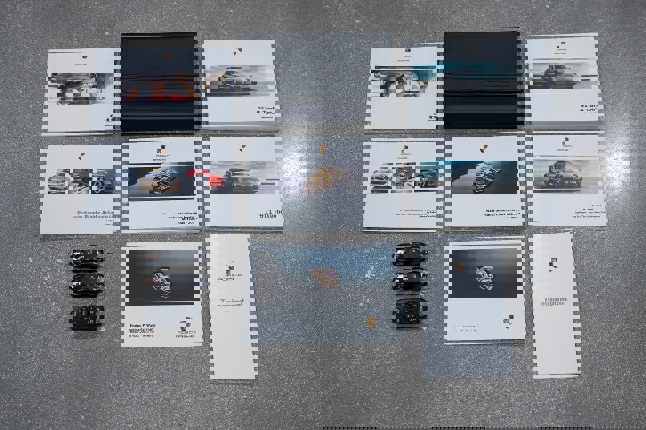 Used 2017 Porsche 911 Turbo S image 27