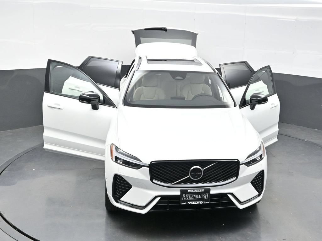New 2026 Volvo XC60 B5 Plus w/ Climate Package AWD/4WD image 38